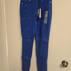 Judy Blue High Rise Jeans in Vibrant Blue